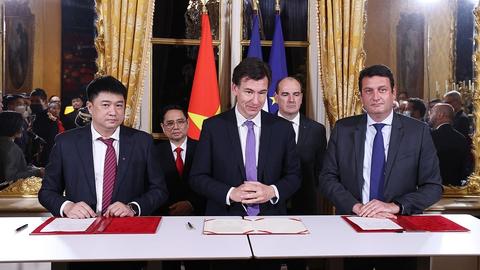 Signature Ceremony