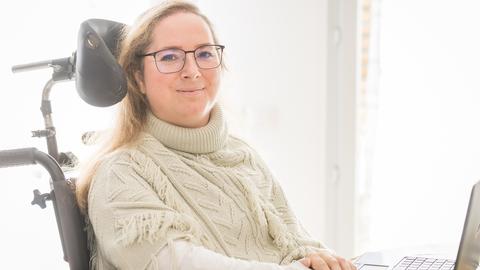 Nathalie is Electronics Engineer in the Airbus Helicopter Design Office 