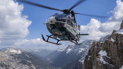 Spanish Ministries of Defence and Interior sign for 36 H135s