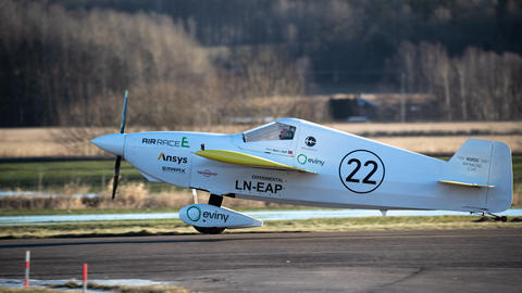 Air Racing electric plane takes off for the first time and opens new opportunities for electric aviation