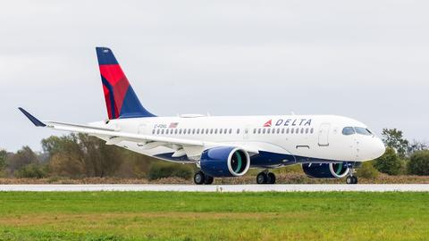 Delta Air Lines 220-300