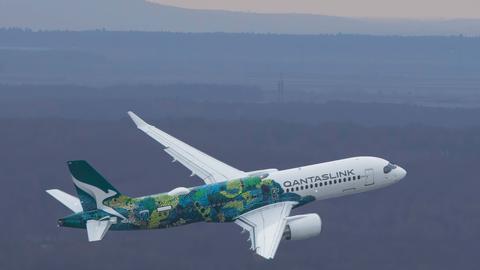 Qantas_FF_A220_Special_Livery