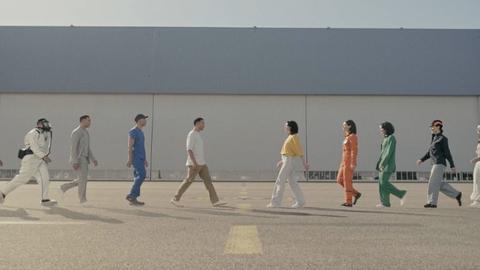 people_in_motion.jpg