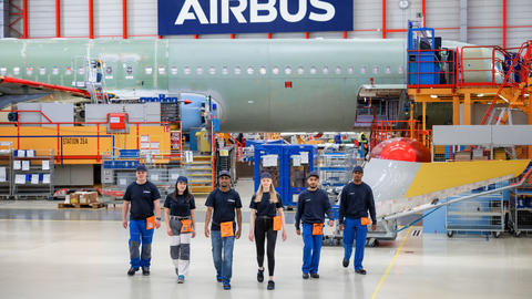 Apprentices in germany - AIRzubi
