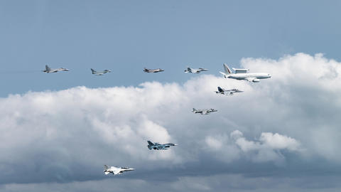 A German Eurofighter in a flight formation during Pitch Black 2024 (© RAAF 2024 - CPL Samuel Miler)