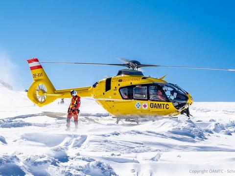 oamtc-h135-snow.jpg
