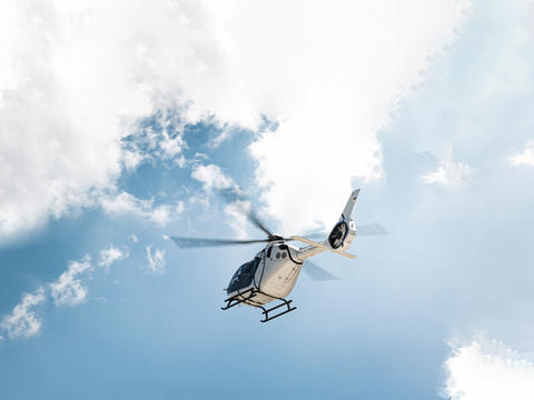 H135