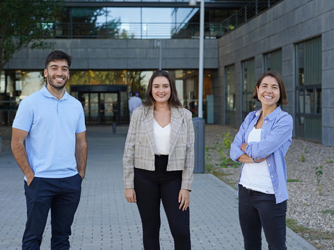 Graduates in Spain