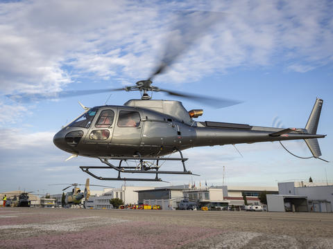 H125