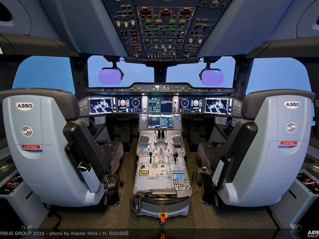 A350 XWB simulator