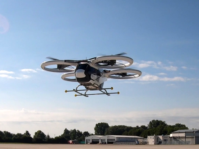 CityAirbus has conducted its first fully automatic flight.