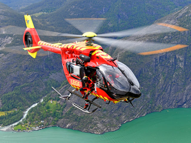 H145 - EXPH-2142-220