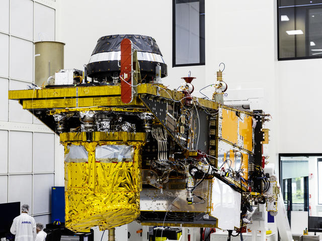 Picture-highres: Friedrichshafen-MetOp-SG-B-and-ICI