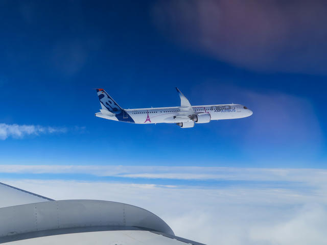 Airbus’ most popular aircraft takes to the skies with 100% sustainable aviation fuel