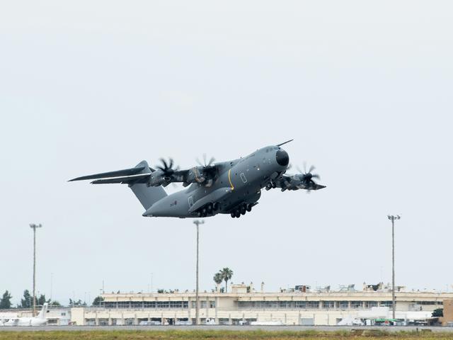 Delivery Ferry A400M Take off