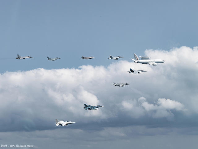 A German Eurofighter in a flight formation during Pitch Black 2024 (© RAAF 2024 - CPL Samuel Miler)