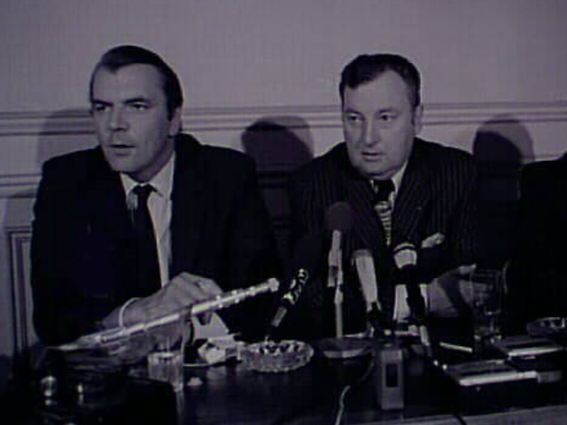 Bernard Lathière, managing director of Airbus Industries, and Pierre Pailleret (left) at the Pan Am press conference on 14 September 1984.