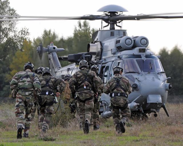 H225M-EXPH-970-02.jpg H225M-EXPH-970-02.jpg