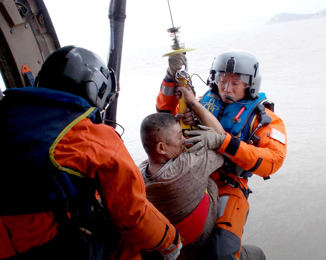 typhoon-hato-rescue typhoon-hato-rescue