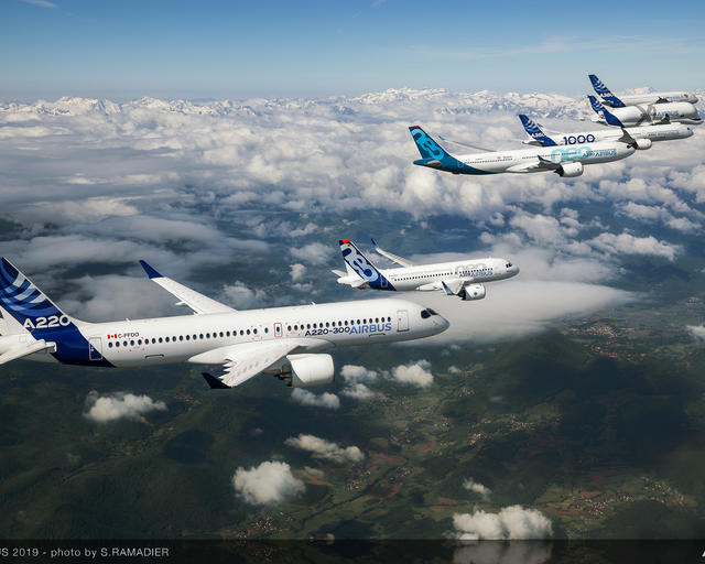 Airbus Commercial Aircraft formation flight Airbus Commercial Aircraft formation flight