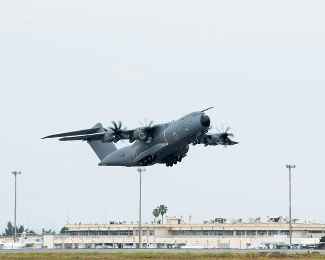 Delivery Ferry A400M Take off