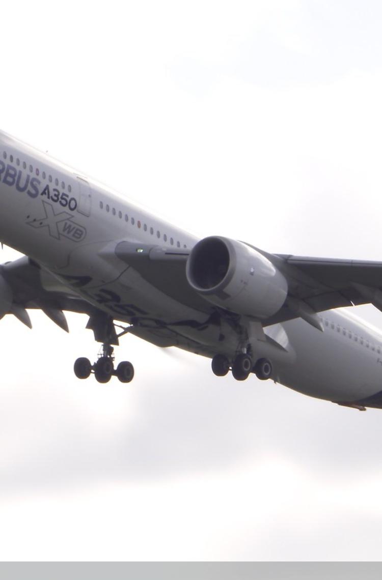 An A350 fuelled by 100% SAF just took off