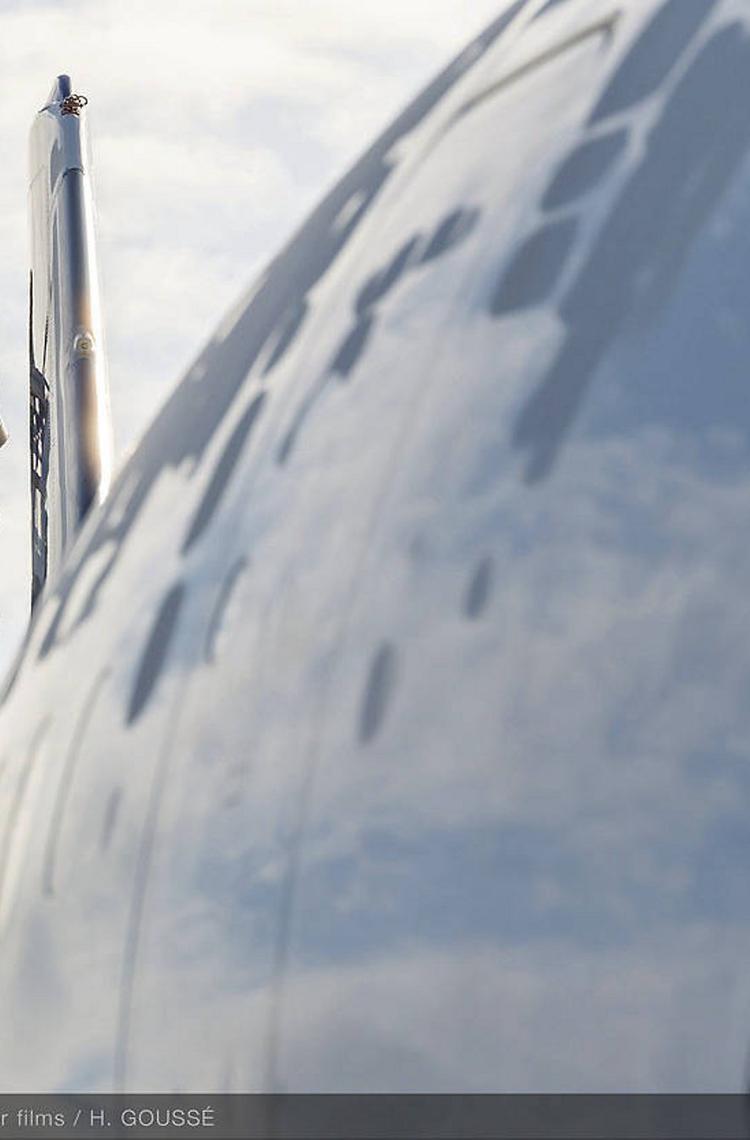 A350 nose closeup services