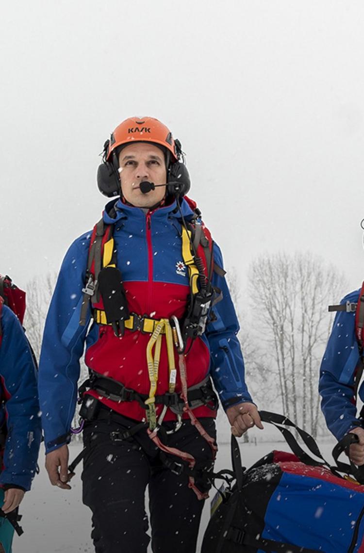 mountain-rescue