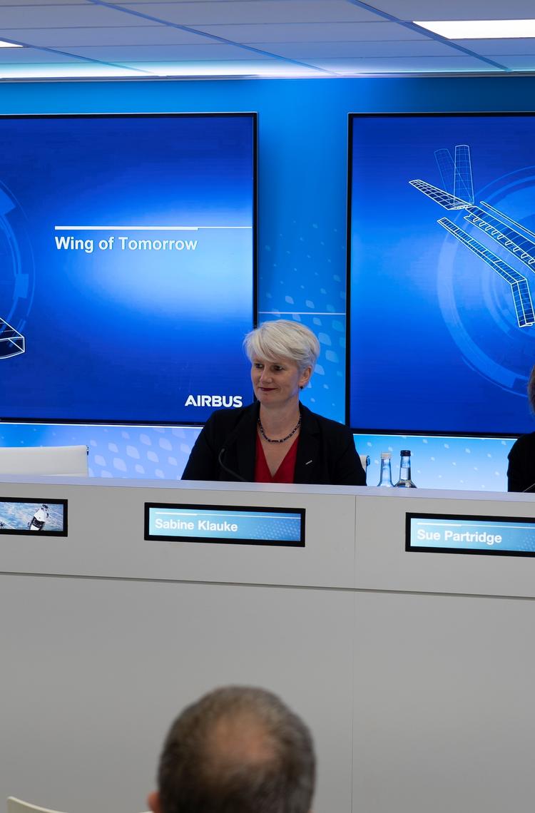 Airbus completes assembly of first future wing prototype - Farnborough Airshow Airbus completes assembly of first future wing prototype - Farnborough Airshow