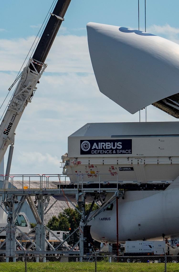 Picture: Beluga Hotbird and VAB