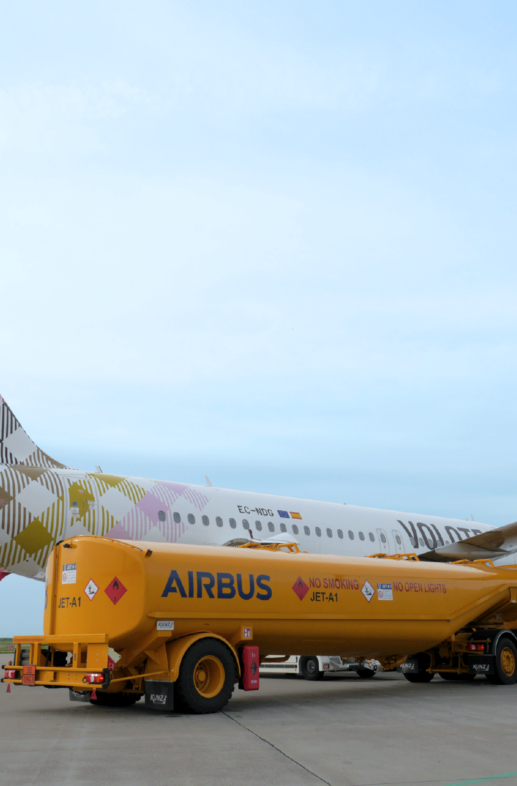 Airbus and Volotea are now fuelling Airbus’ internal shuttle service with a SAF blend. Copyright: Jan Justus Cordes.