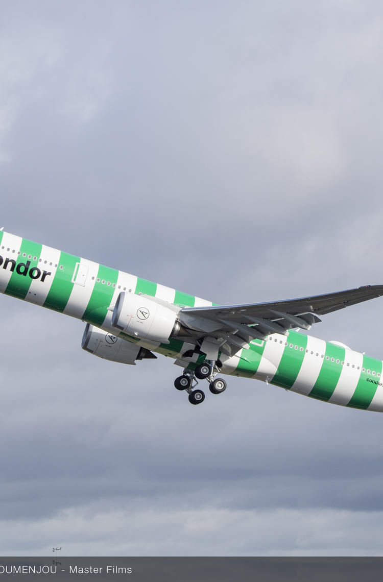 First flight A330neo to Condor
