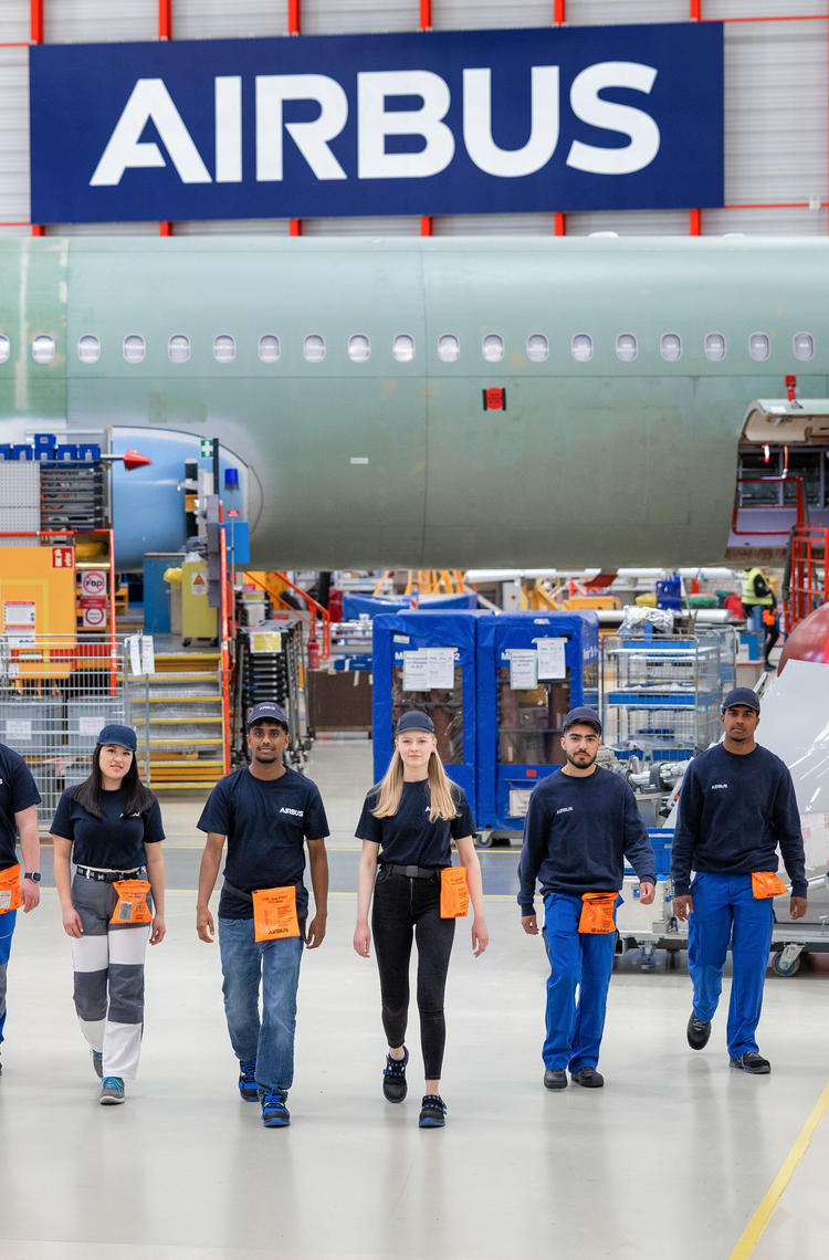 Apprentices in germany - AIRzubi