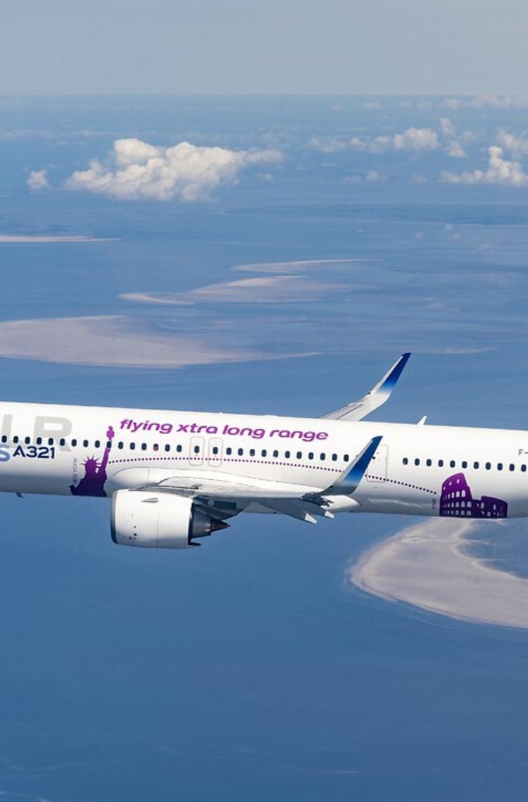 A321XLR in flight