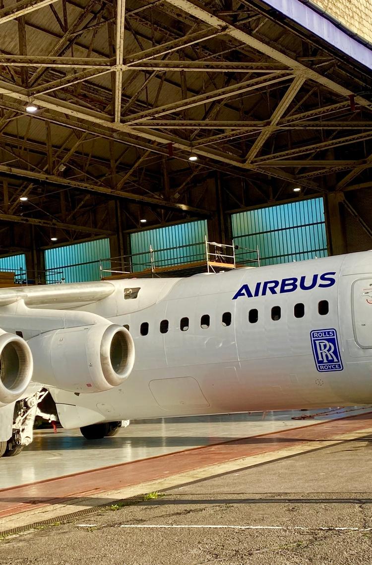 E-Fan X prepares for first characterisation flight