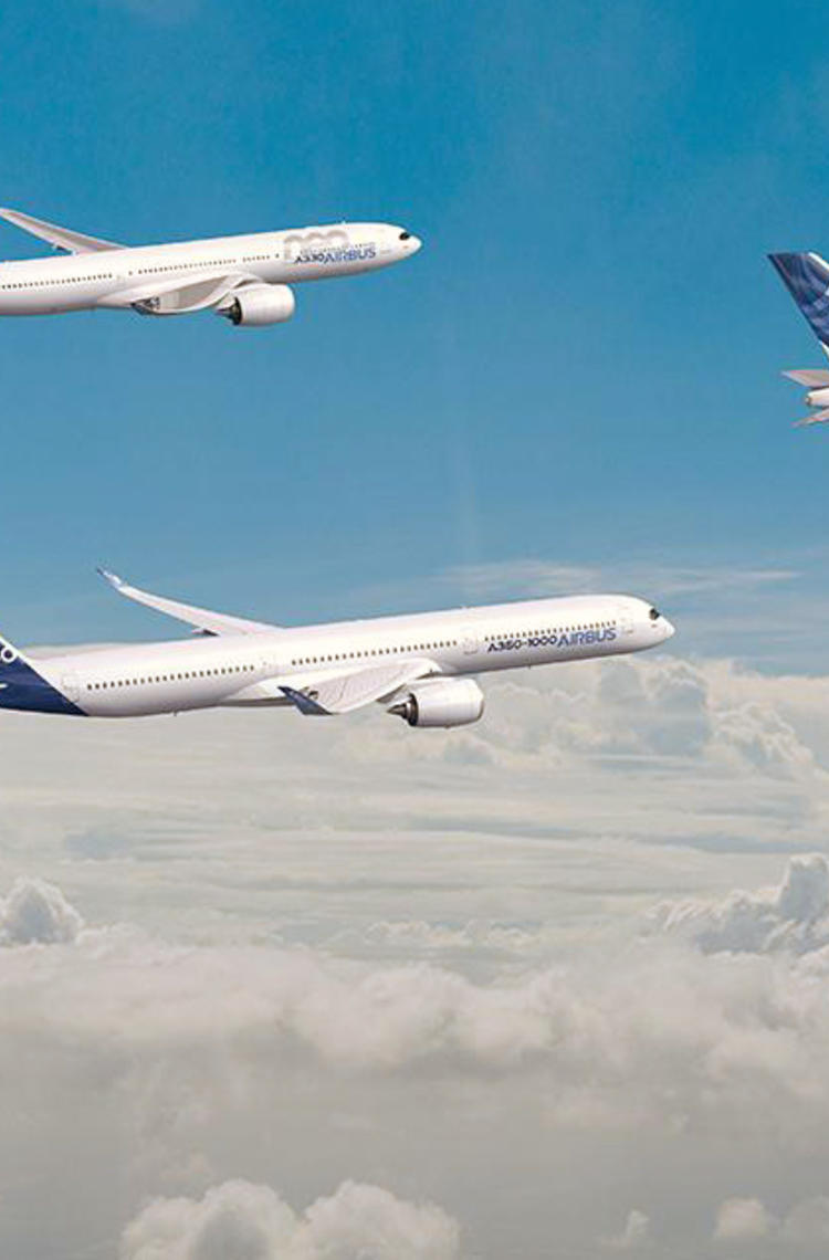 airbus passenger aircraft family A220 A320 A330 A350 A380