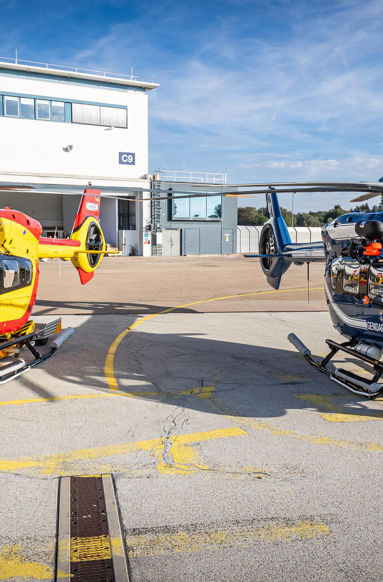  French Sécurité Civile and Gendarmerie Nationale H145 helicopters