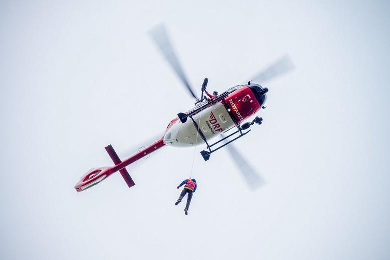 H145-mit-Winde-Quelle-DRF-Luftrettung.jpg