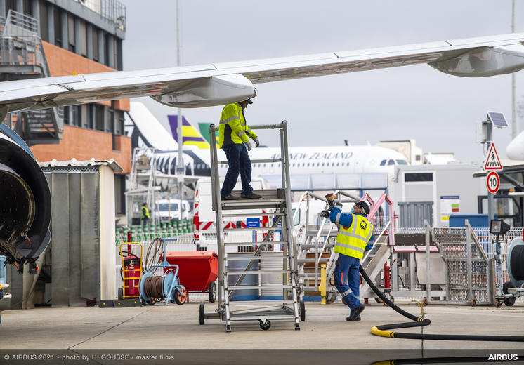 SAF refueling A319neo