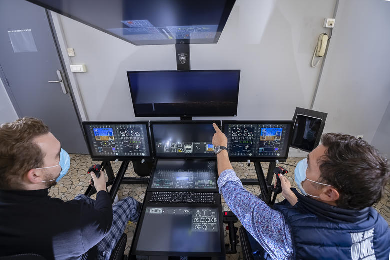 H160 cockpit procedures trainer