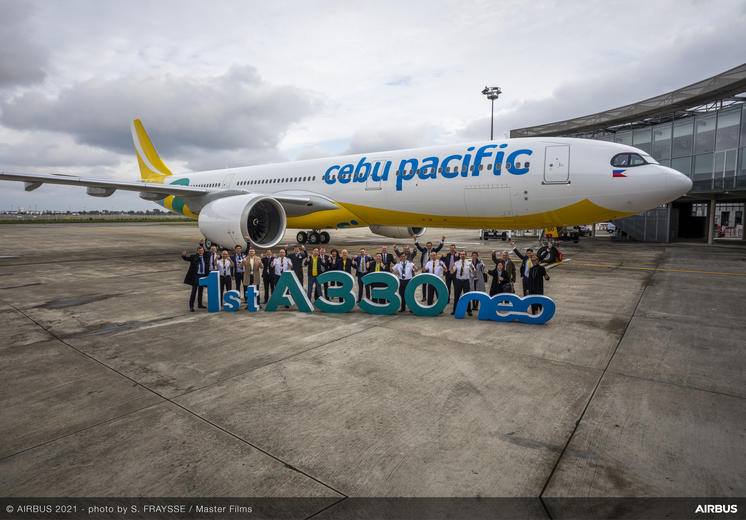 Cebu Pacific receives first A330neo - Group Photo