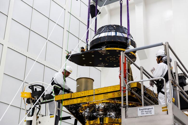 Picture-mediumres: Friedrichshafen-ICI-instrument-ready-for-integration