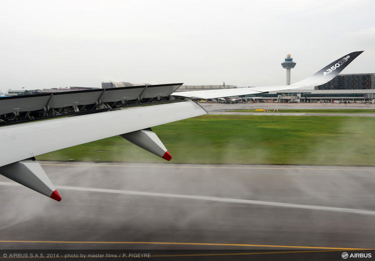 A350-900 Airbus MSN005 route proving trip 2 - landing