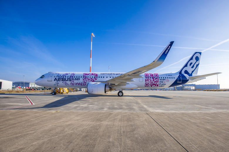 A321XLR with her QR Code Livery