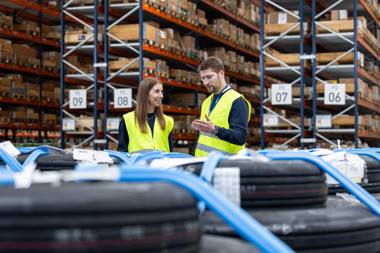 Airbus-Logistik-Process Engineers and logistics planners (Prozessingenierue und Logistikplaner)