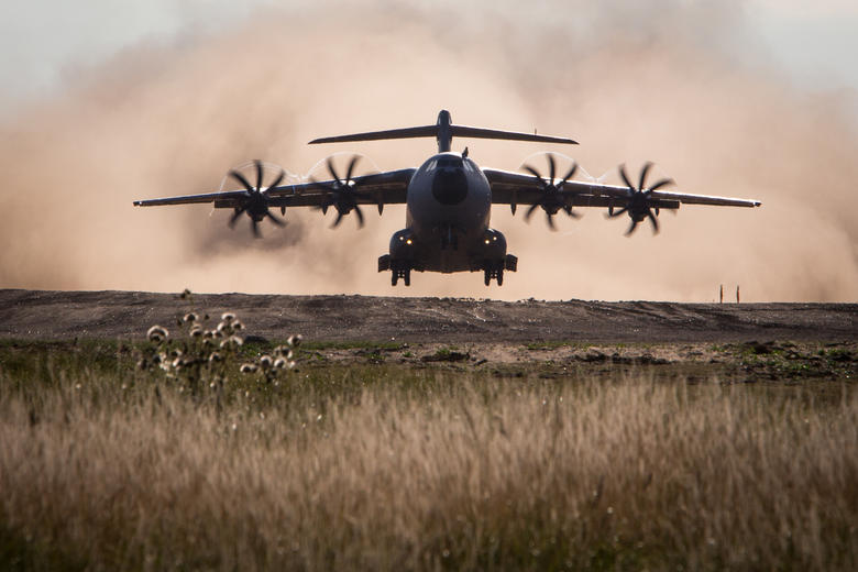 A400M unpaved runway test
