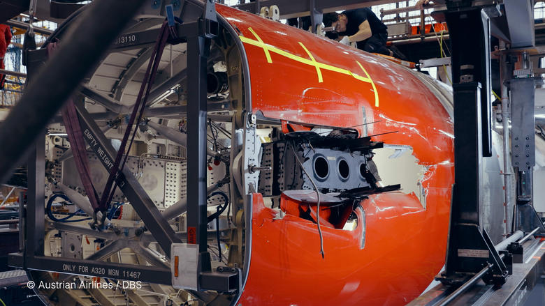damaged_austrian_airlines_a320neo