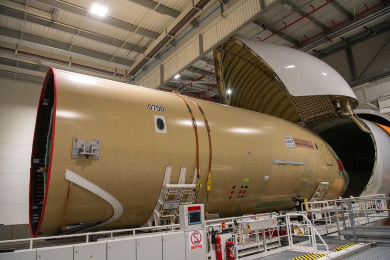 A350F section 11-14 out of Beluga