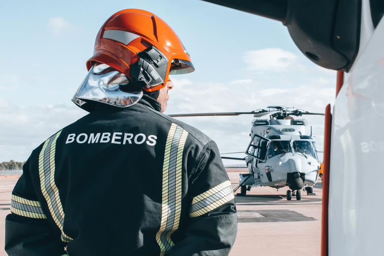 The MSPT variant of the NH90 is specifically designed to meet the rigorous operational requirements of the Spanish Navy for amphibious tactical transport