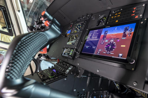 H125 cockpit